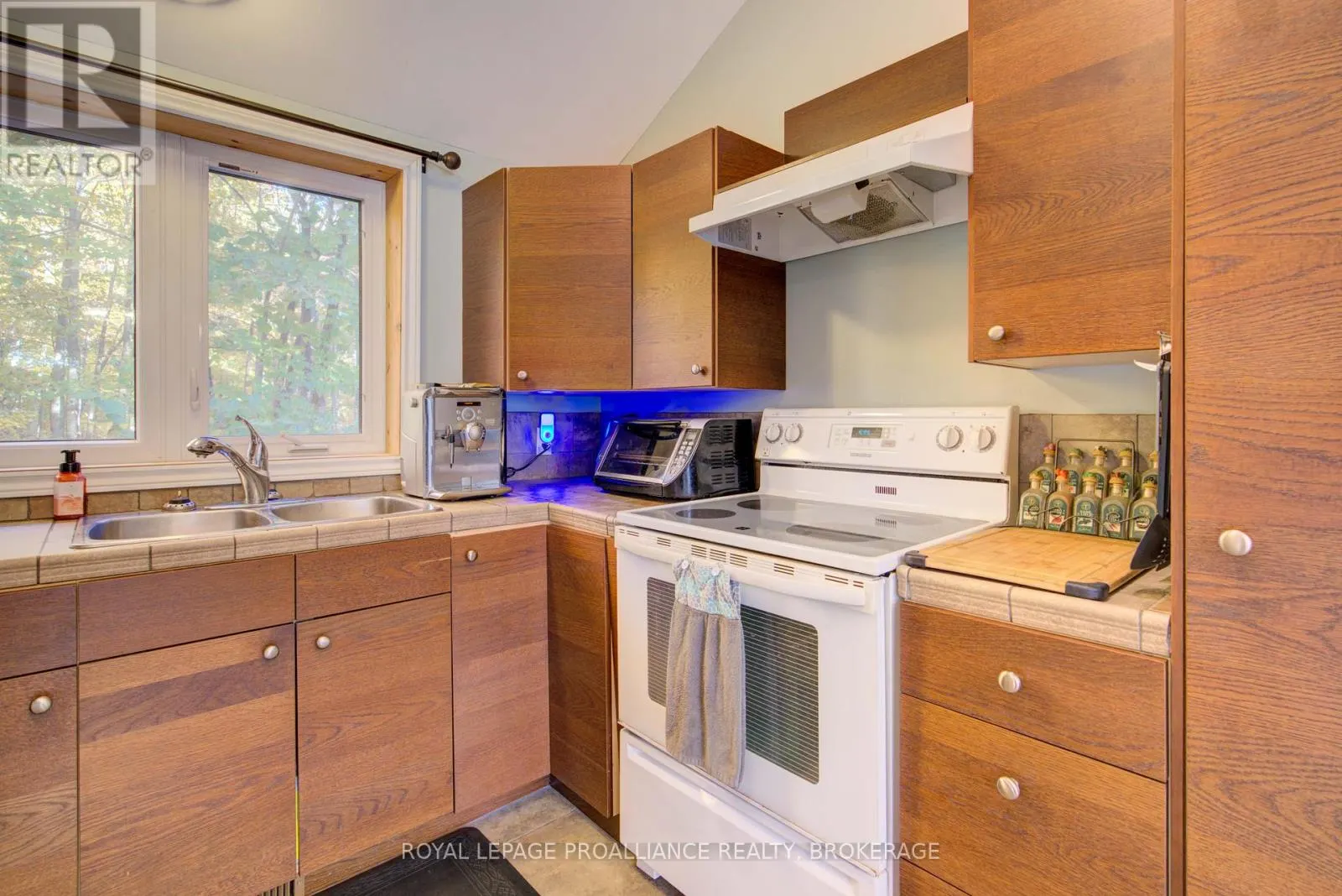 224 ISLAND DRIVE LANE