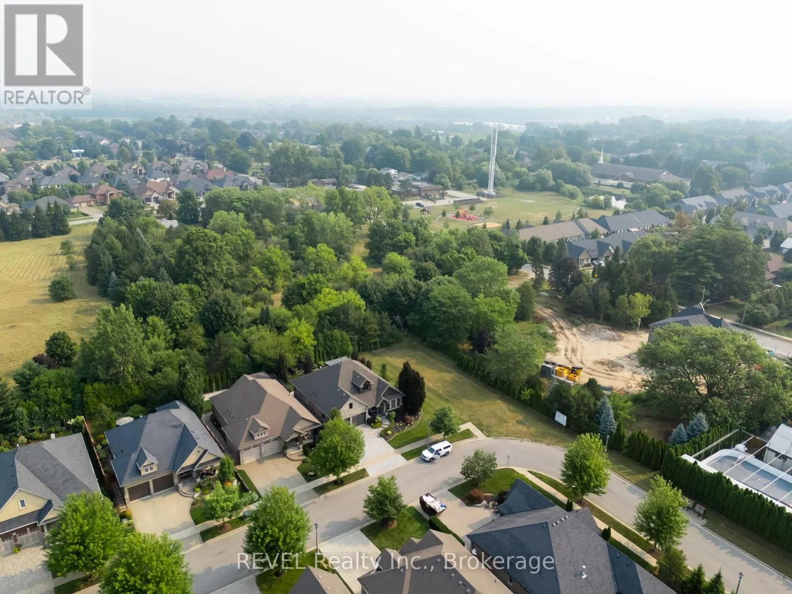 4 TULIP TREE ROAD