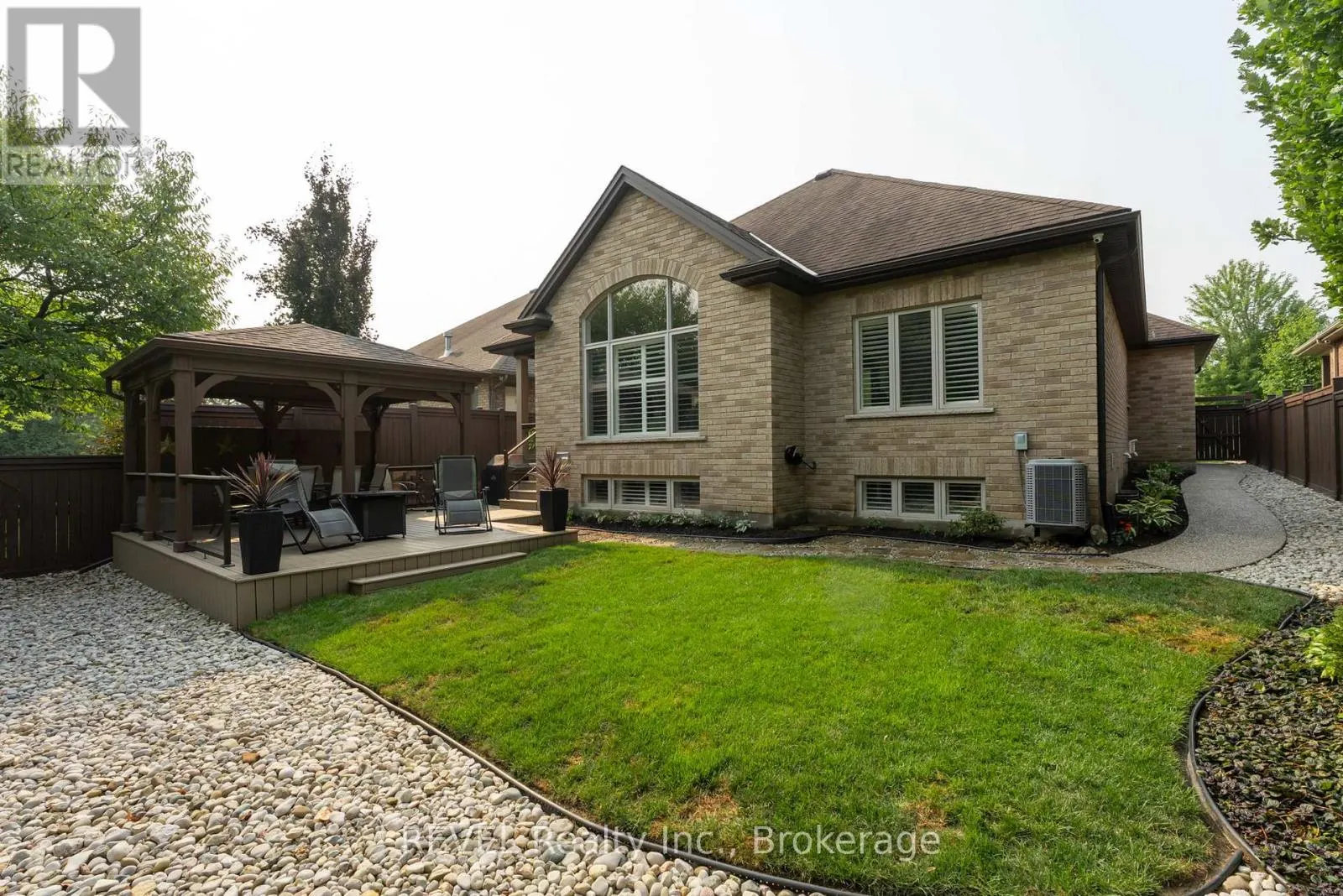4 TULIP TREE ROAD
