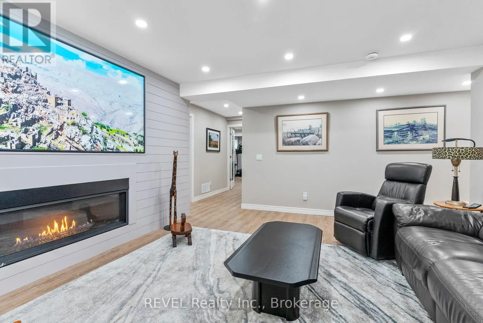 4 TULIP TREE ROAD