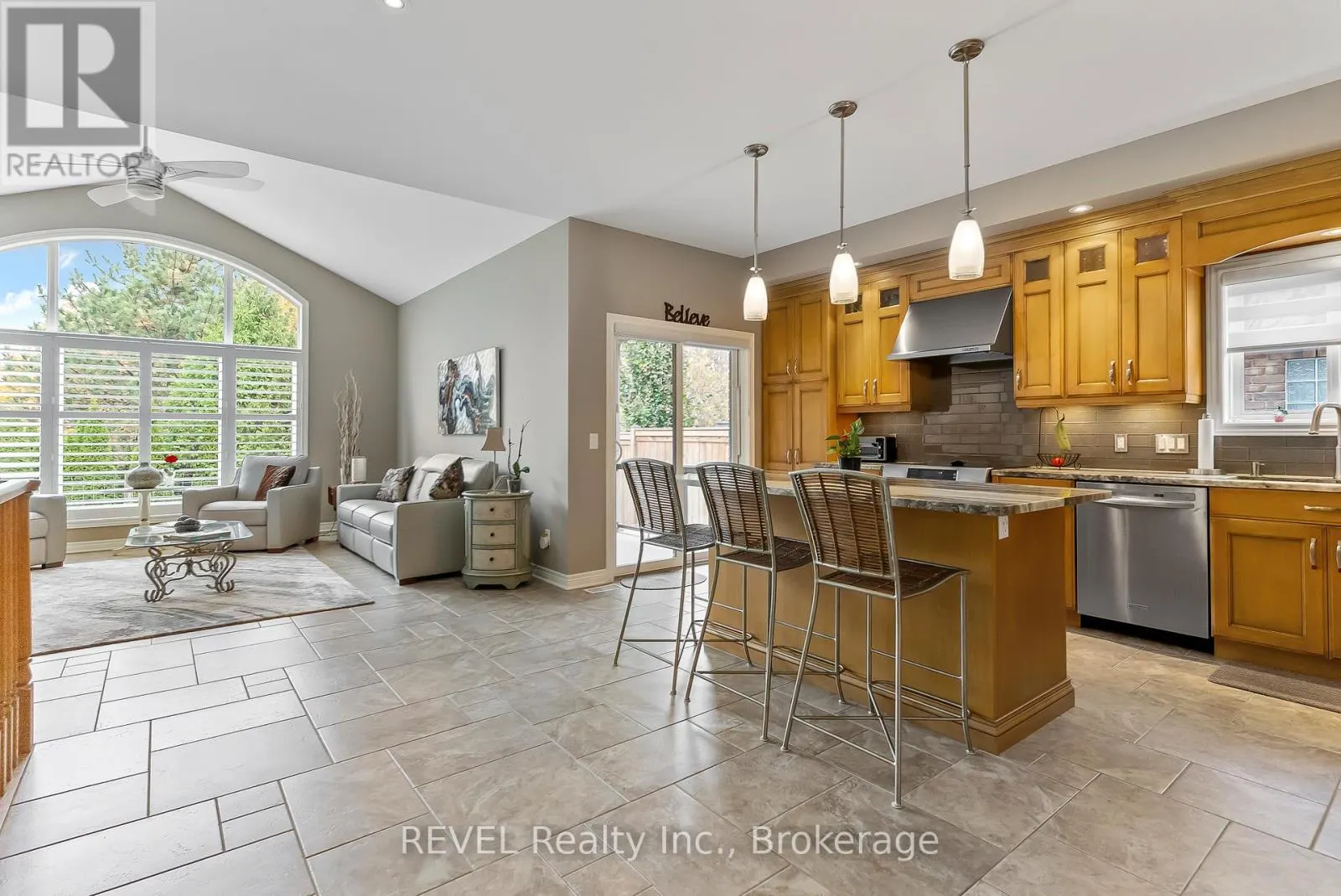 4 TULIP TREE ROAD