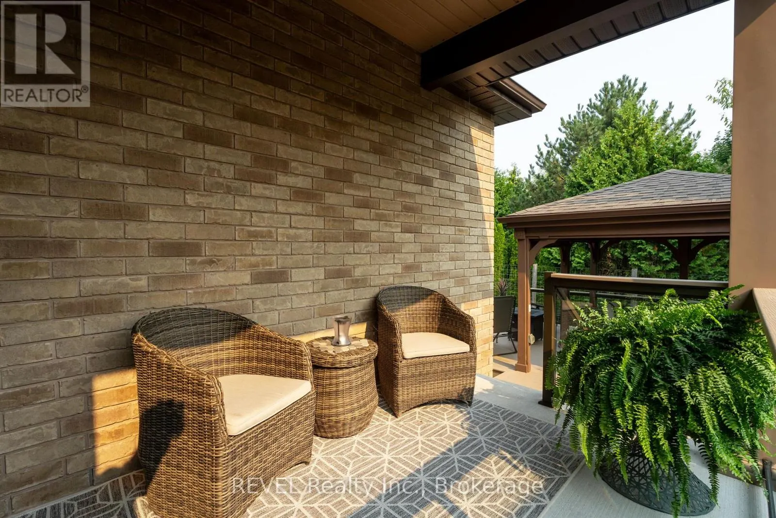 4 TULIP TREE ROAD