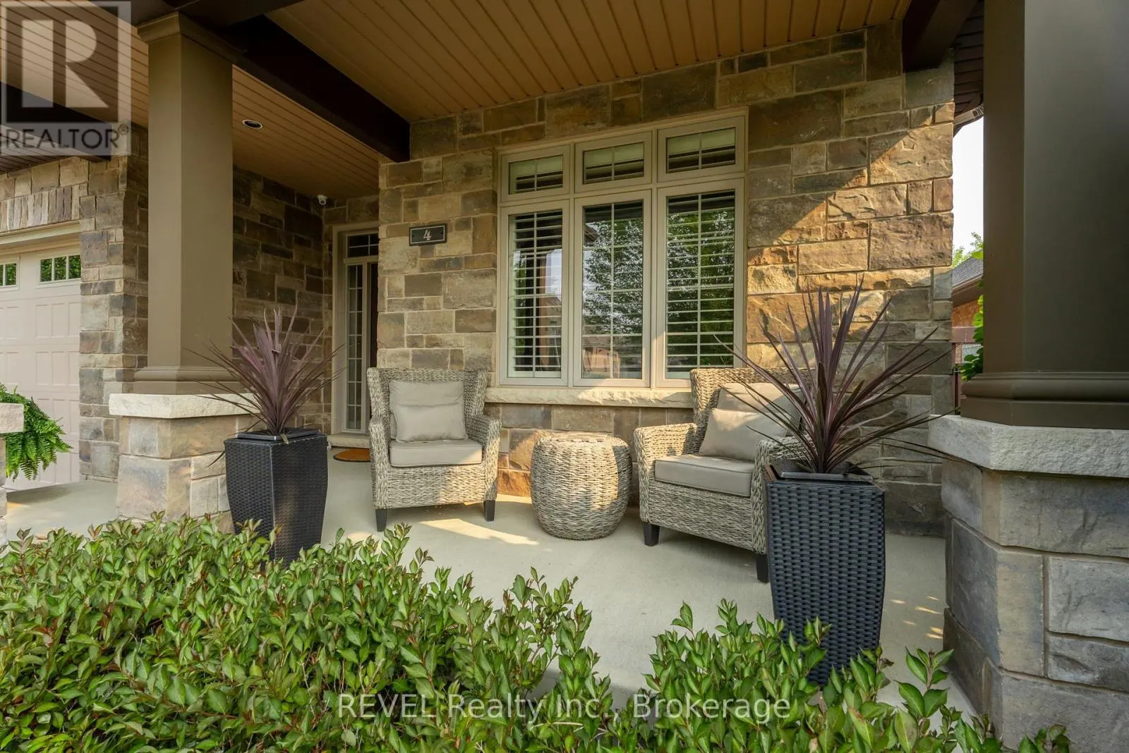 4 TULIP TREE ROAD