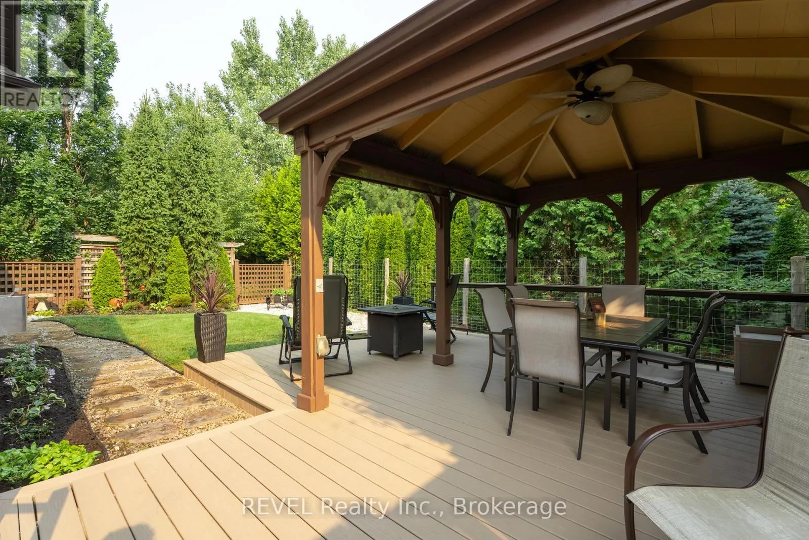 4 TULIP TREE ROAD