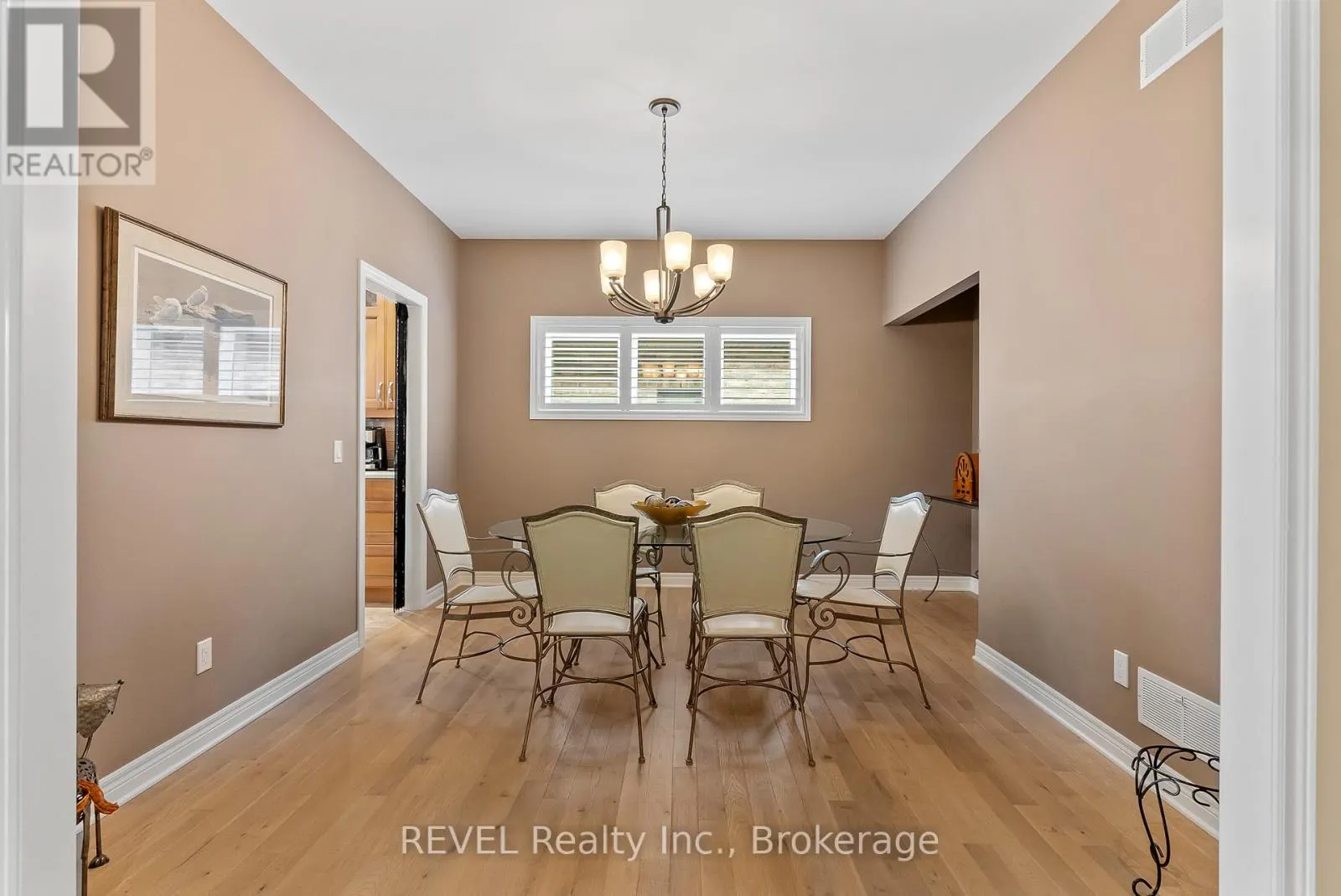 4 TULIP TREE ROAD