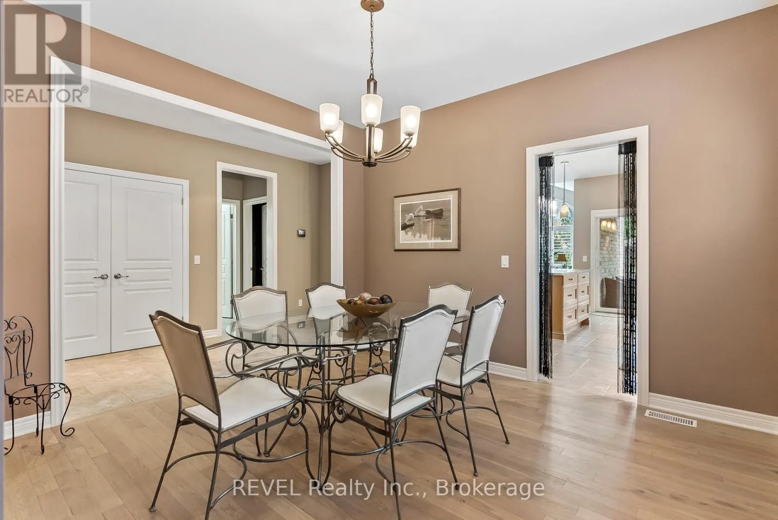 4 TULIP TREE ROAD