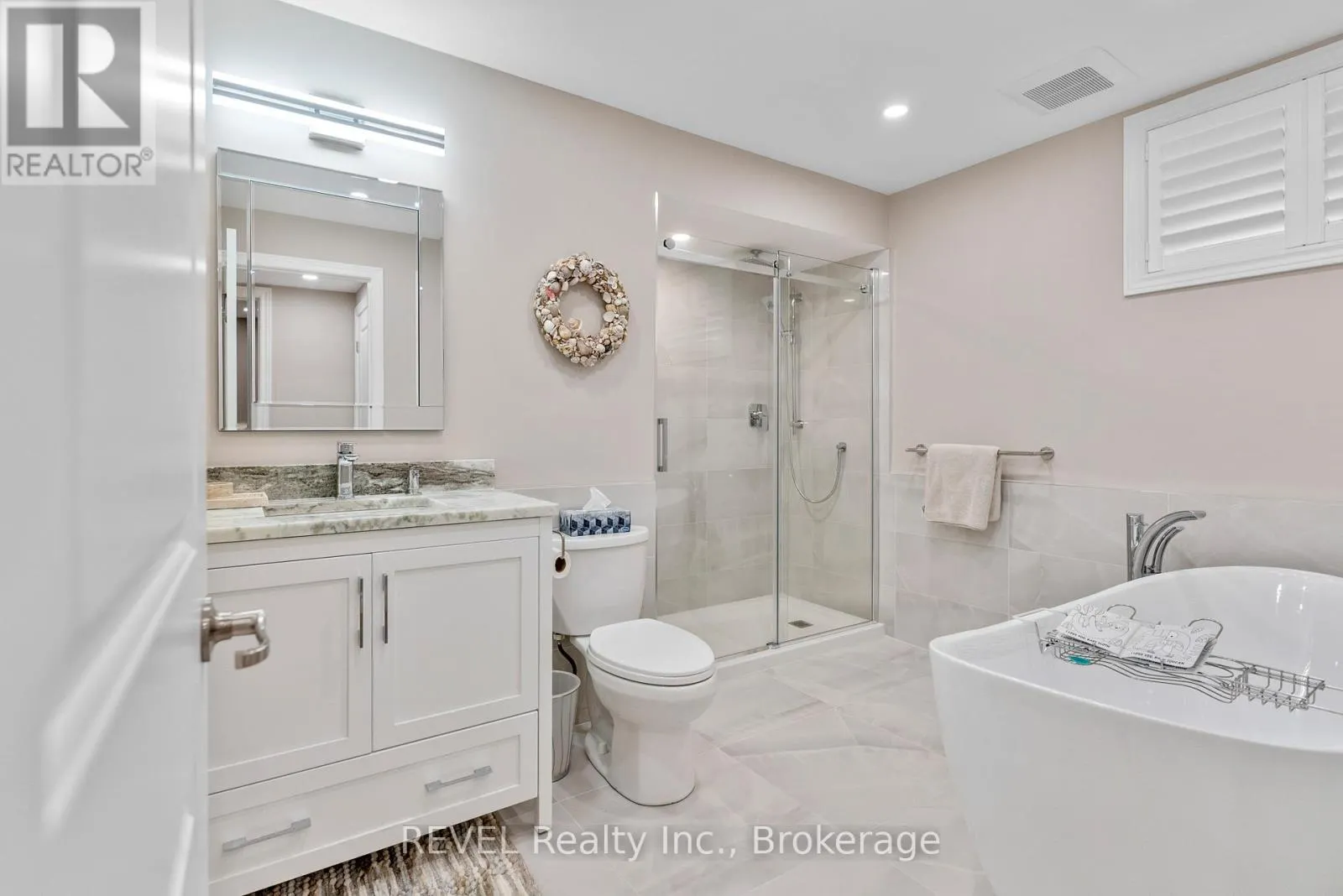 4 TULIP TREE ROAD