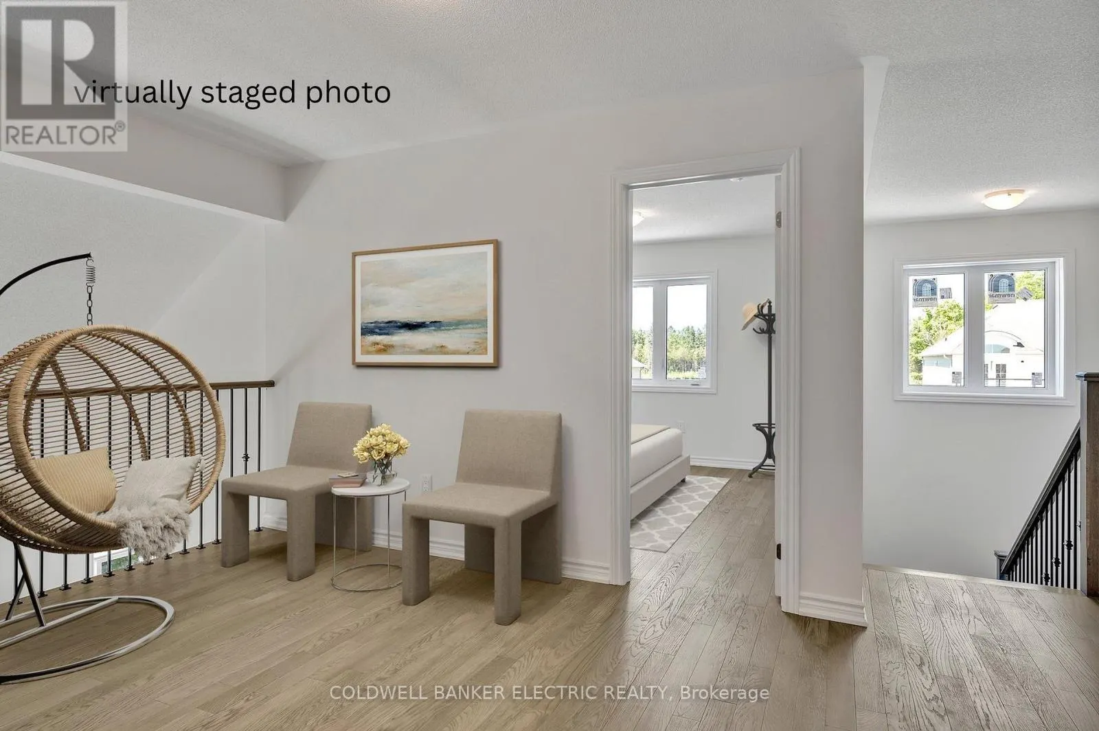 3 HILLCROFT WAY