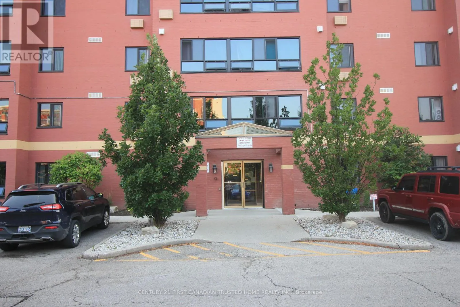 807 - 95 BASELINE ROAD W, #807