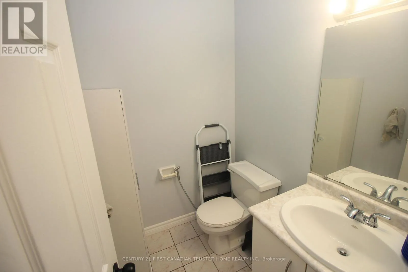 807 - 95 BASELINE ROAD W, #807