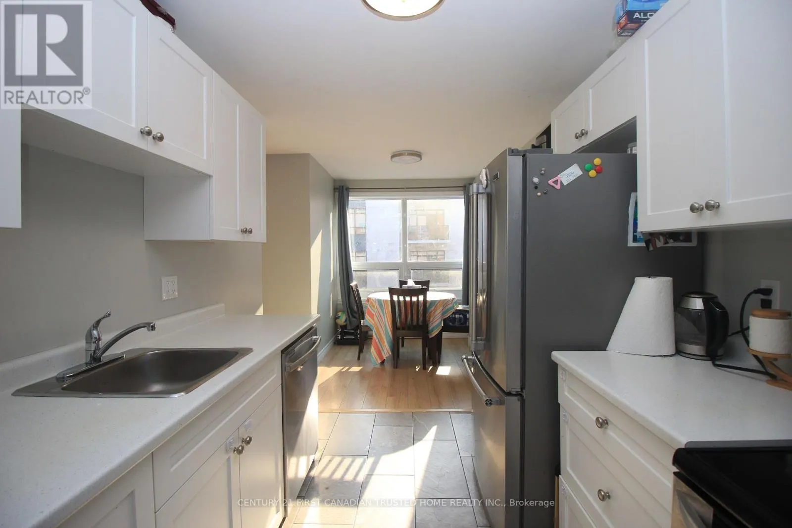 807 - 95 BASELINE ROAD W, #807