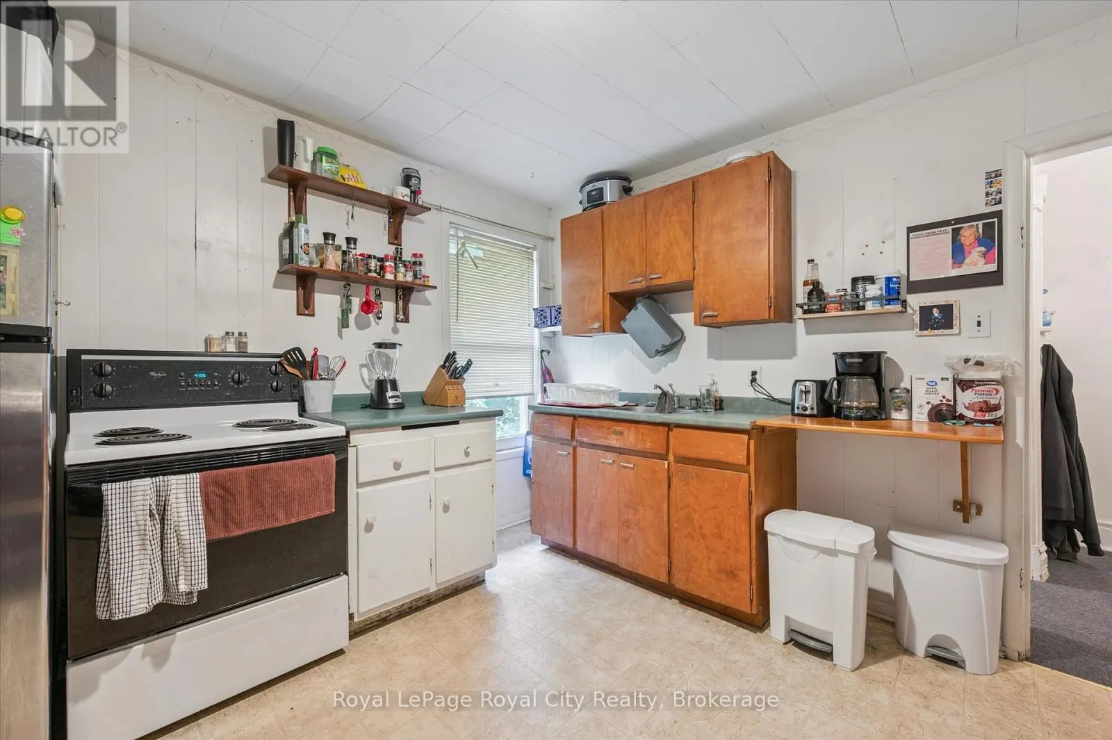 148 SUFFOLK STREET W