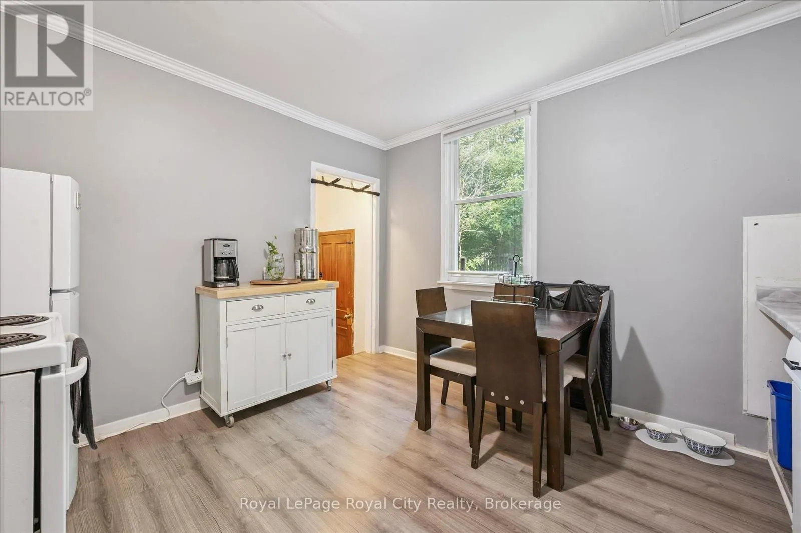 148 SUFFOLK STREET W