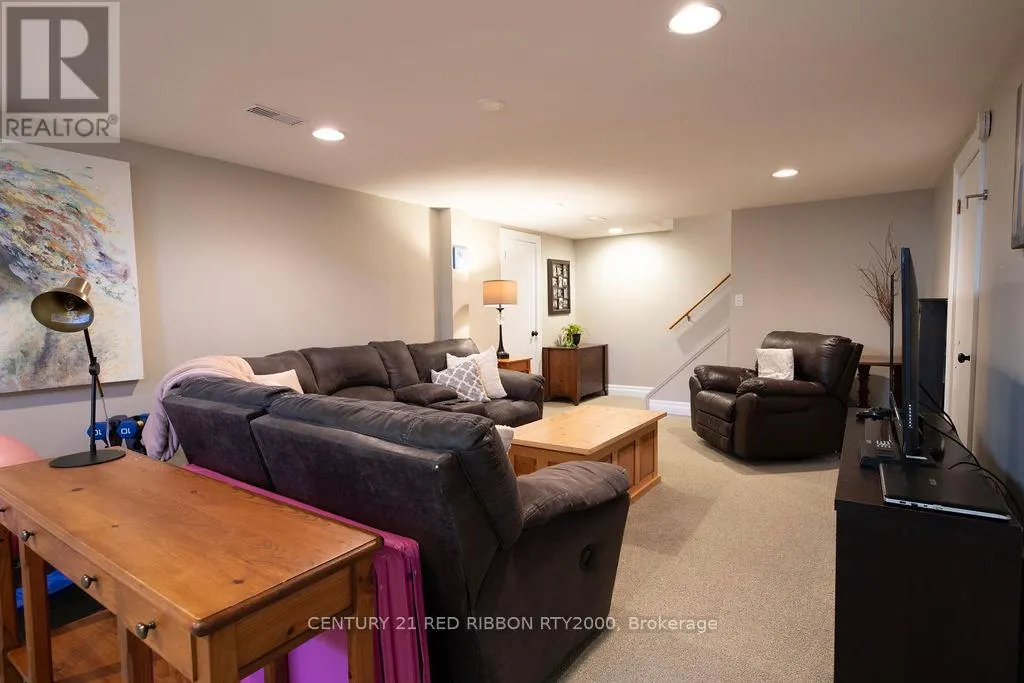 218 RIVERVIEW DRIVE