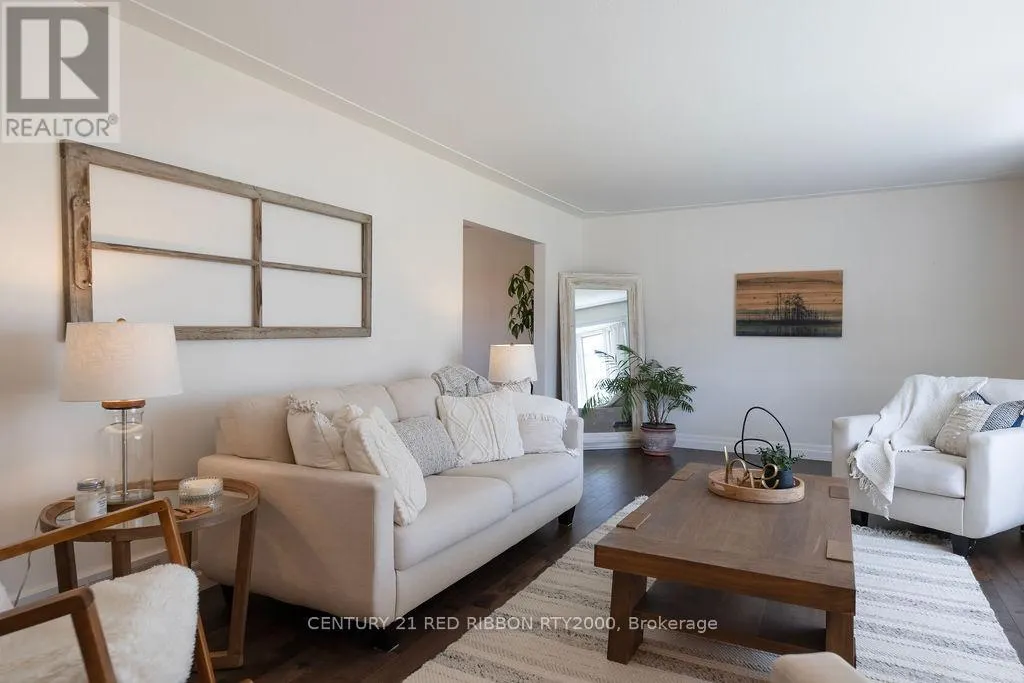 218 RIVERVIEW DRIVE
