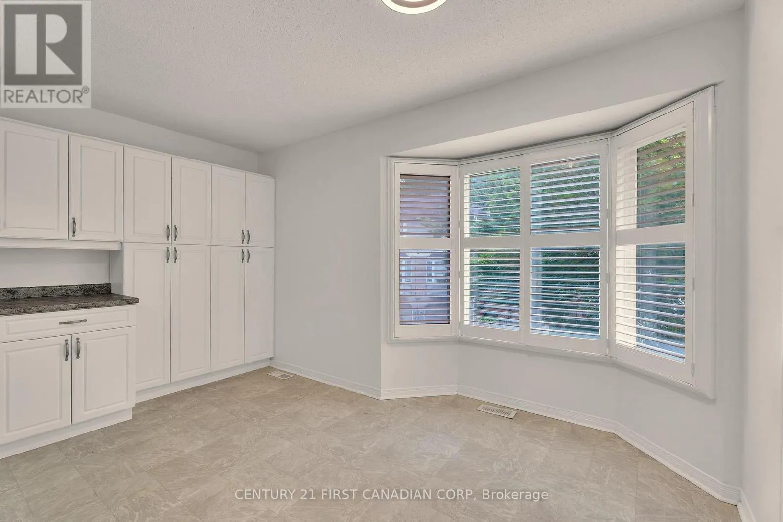 89 - 9 AILSA PLACE, #89