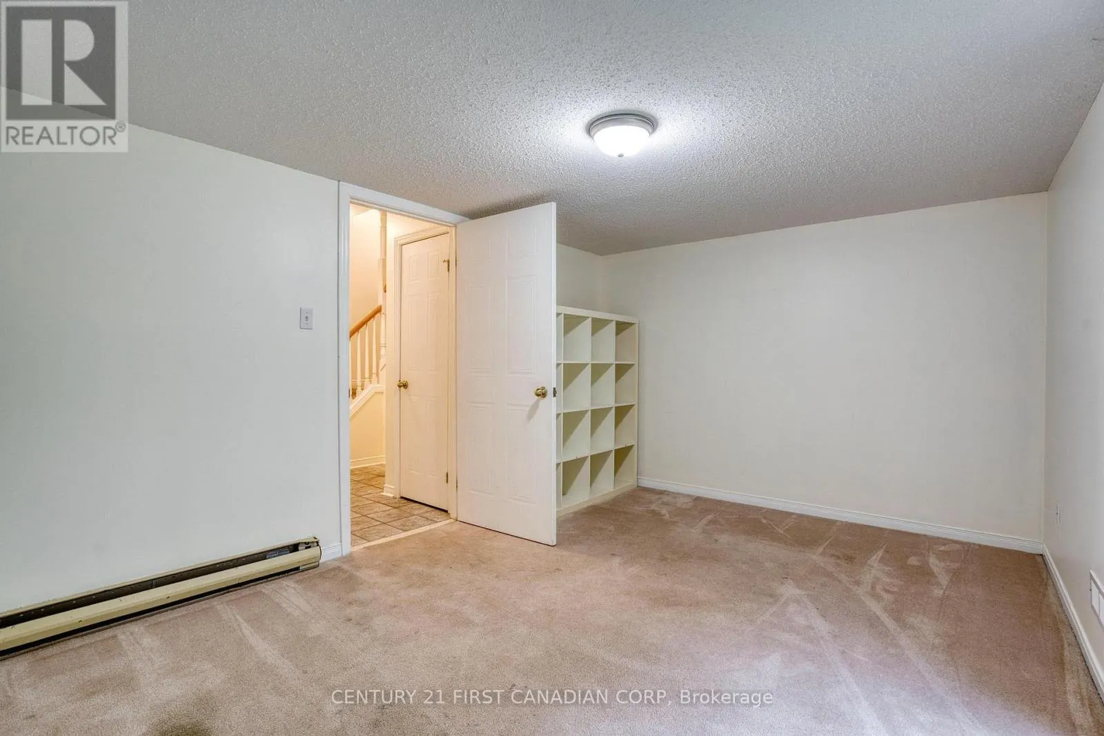 89 - 9 AILSA PLACE, #89