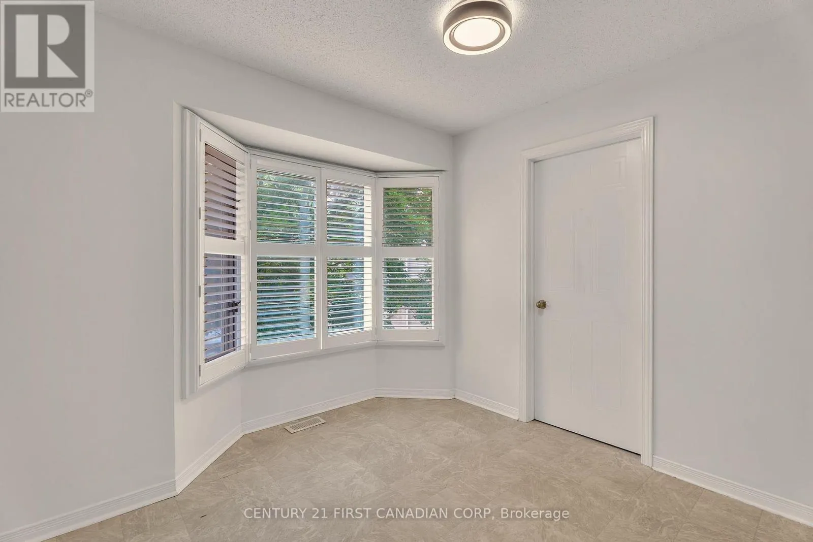 89 - 9 AILSA PLACE, #89