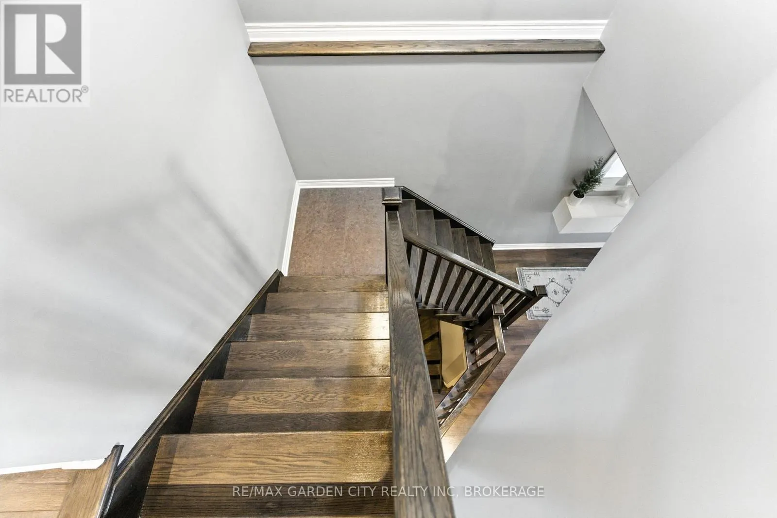 6456 ARMELINA CRESCENT