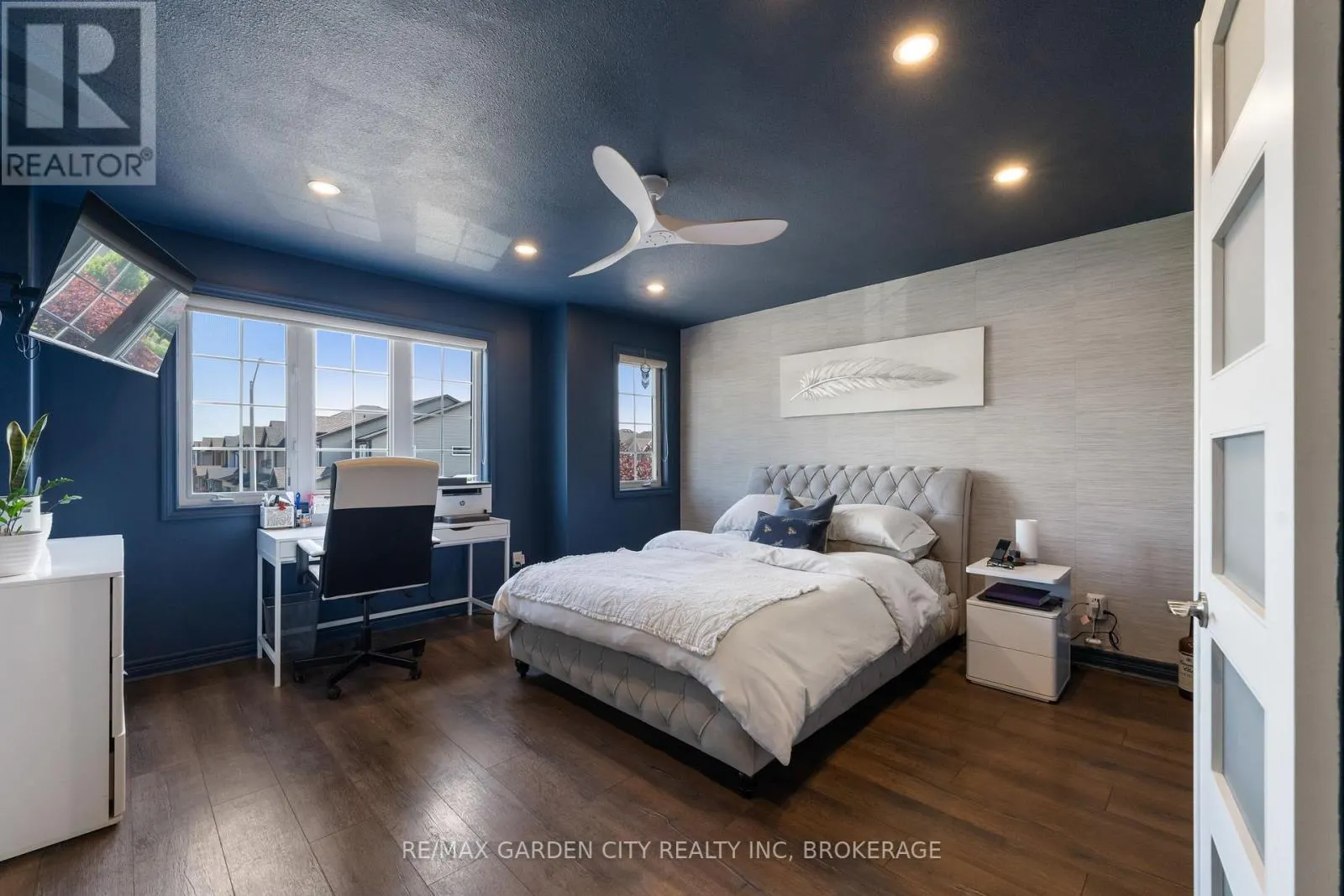 6456 ARMELINA CRESCENT