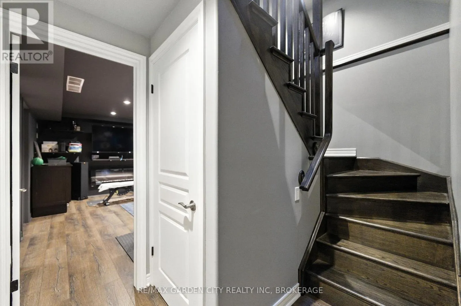 6456 ARMELINA CRESCENT