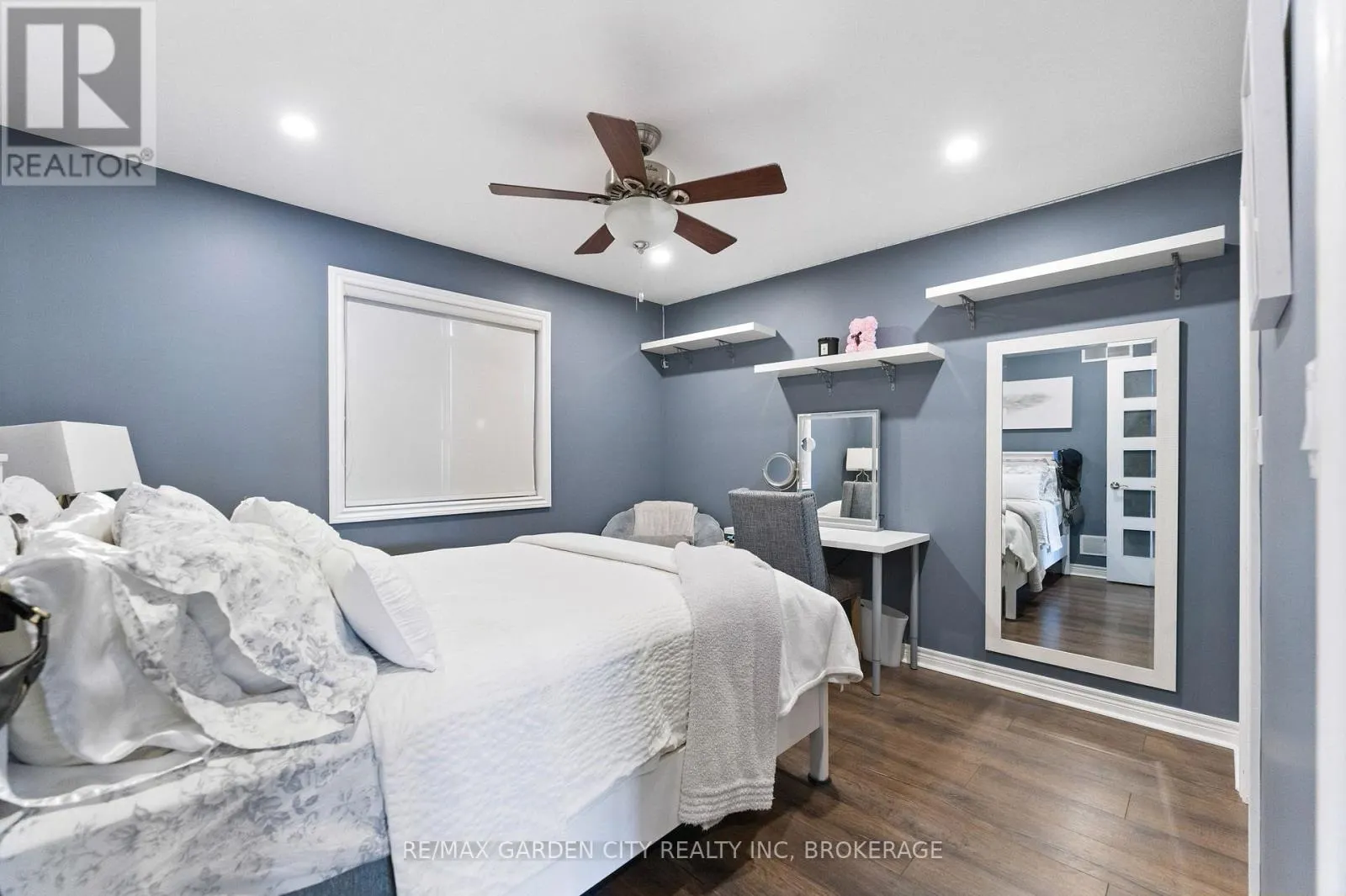 6456 ARMELINA CRESCENT