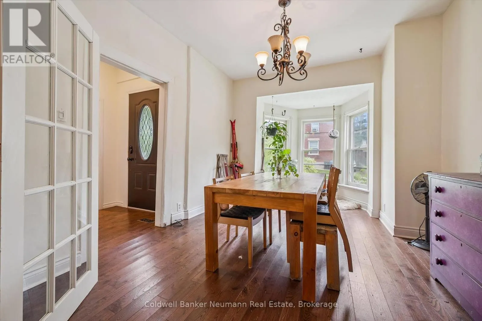 49 DUBLIN STREET S