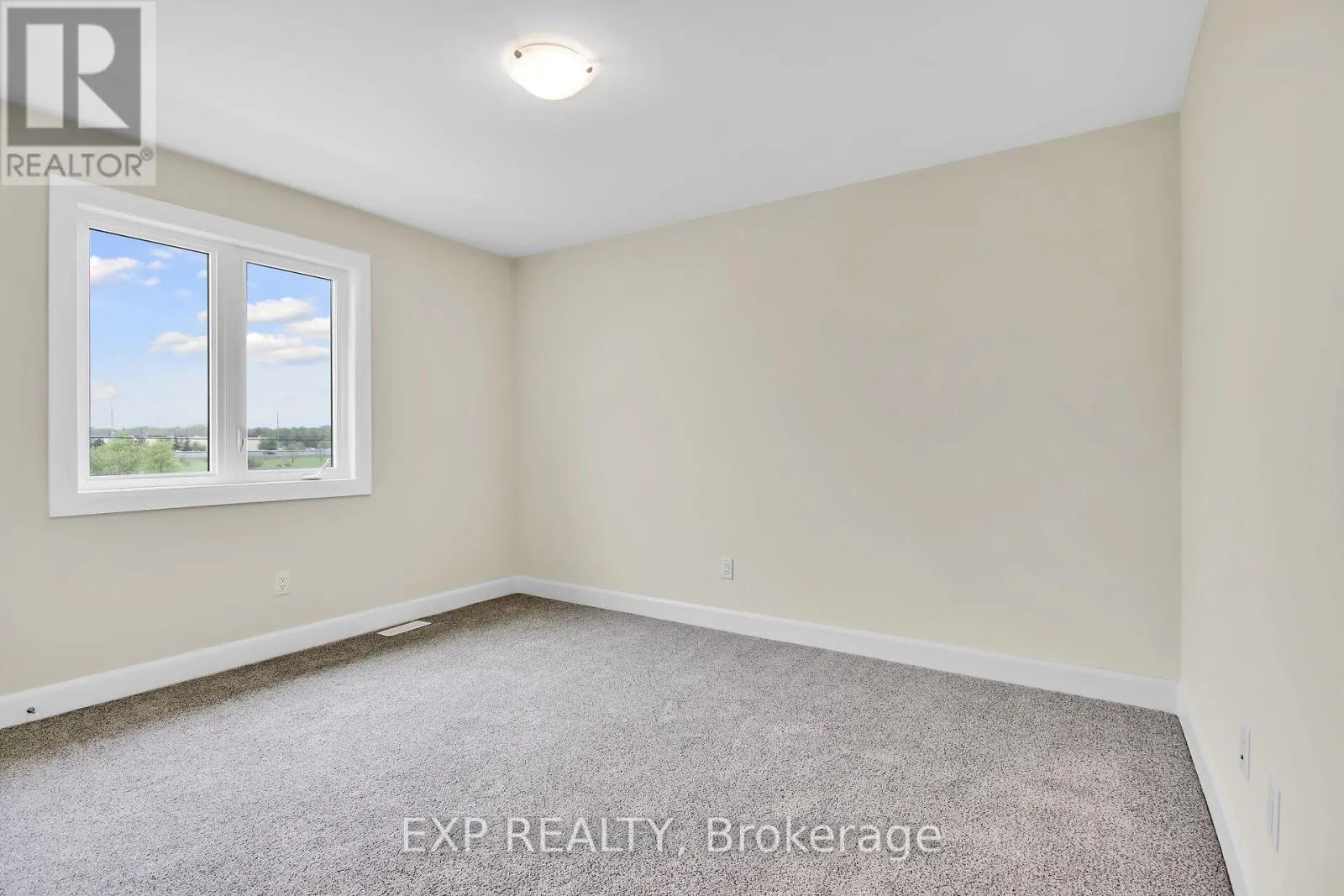 15 REYNOLDS AVENUE