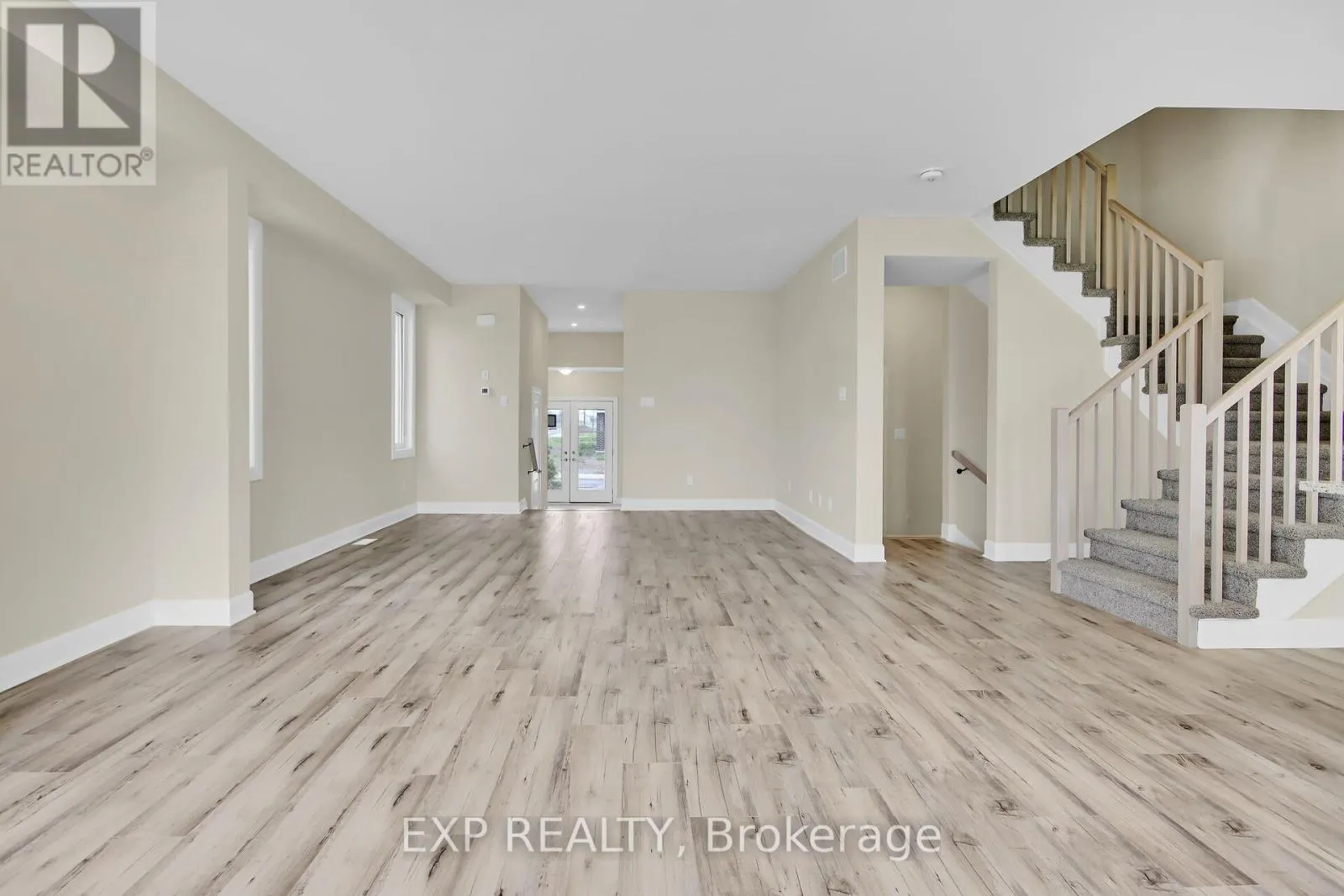 15 REYNOLDS AVENUE