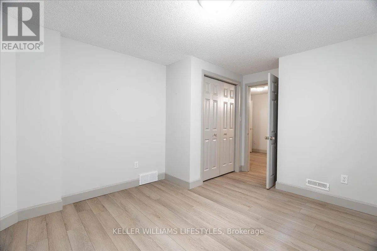 686 HUMBER DRIVE