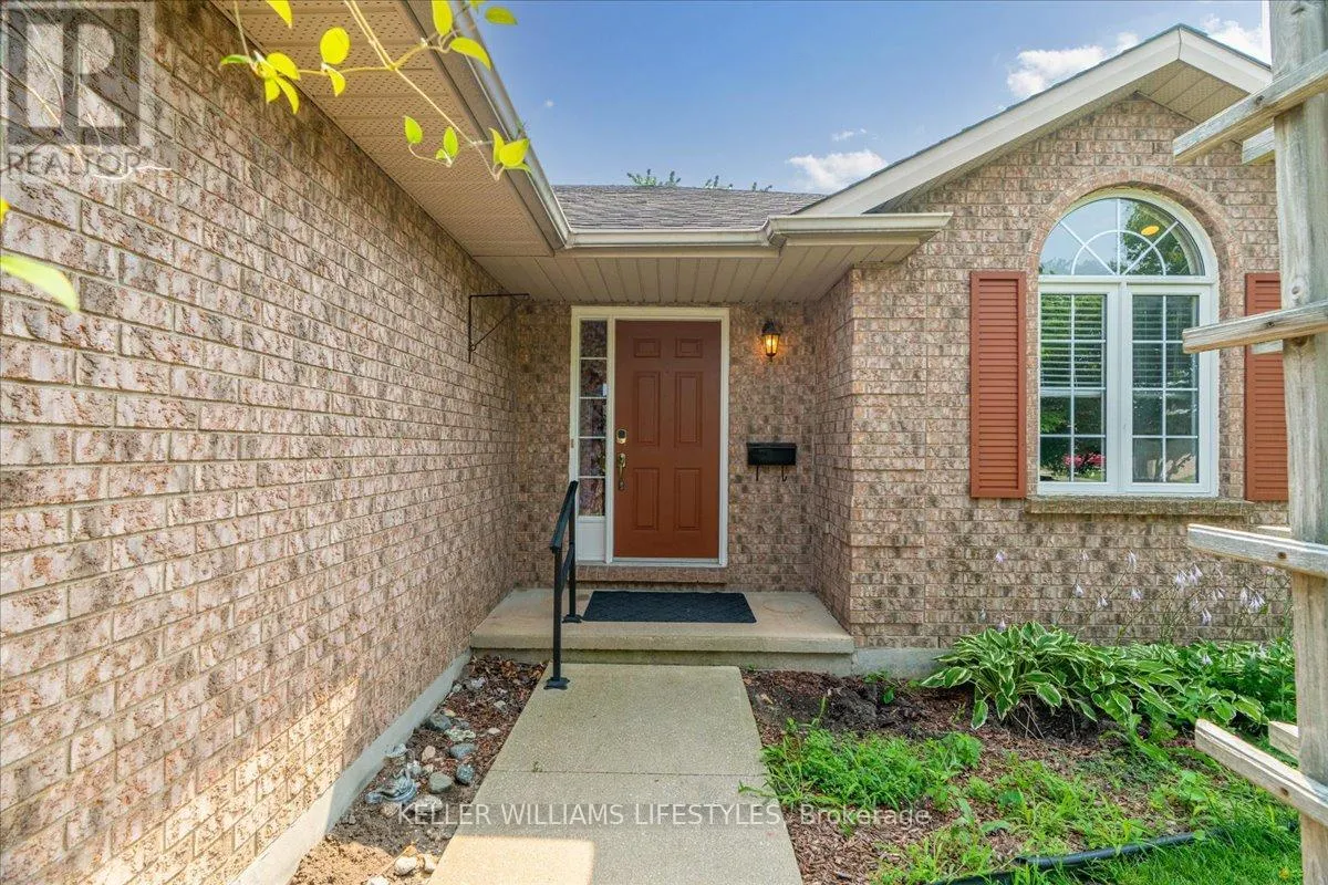 686 HUMBER DRIVE