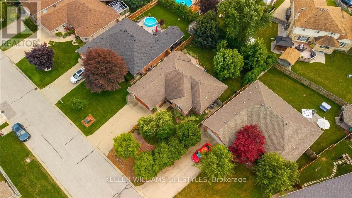 686 HUMBER DRIVE