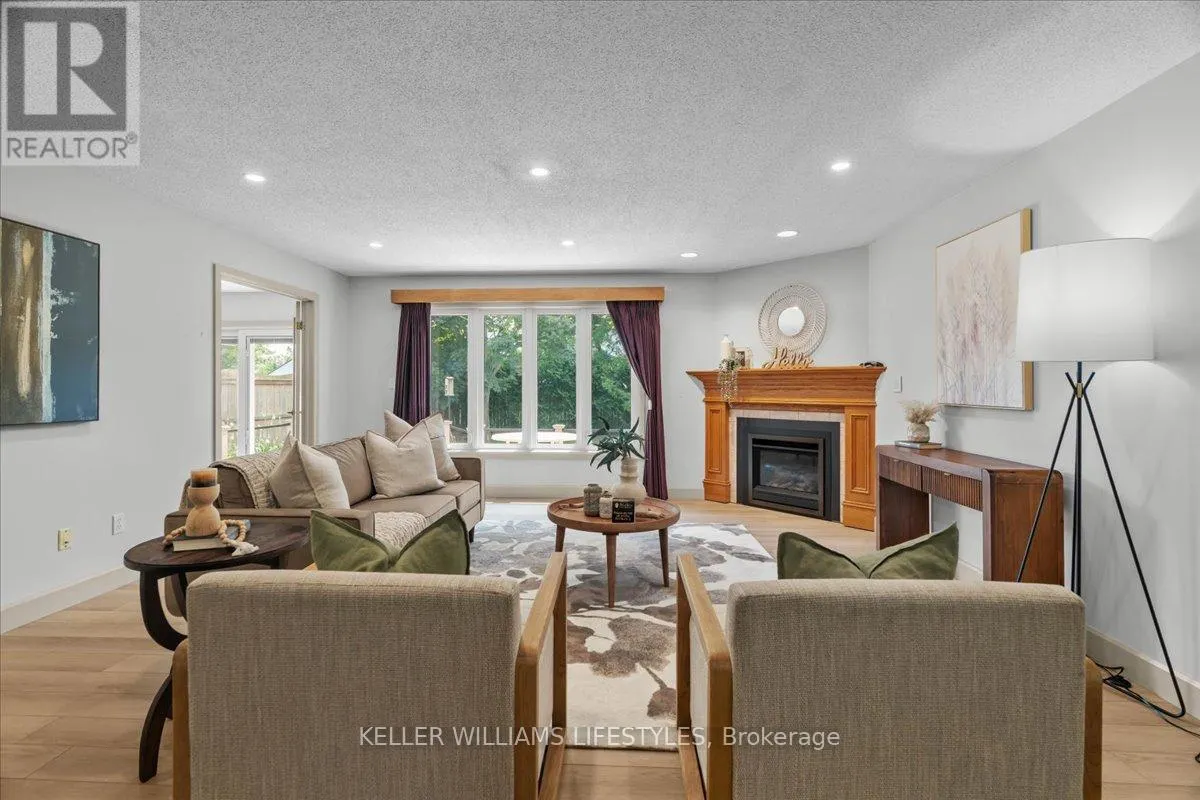686 HUMBER DRIVE