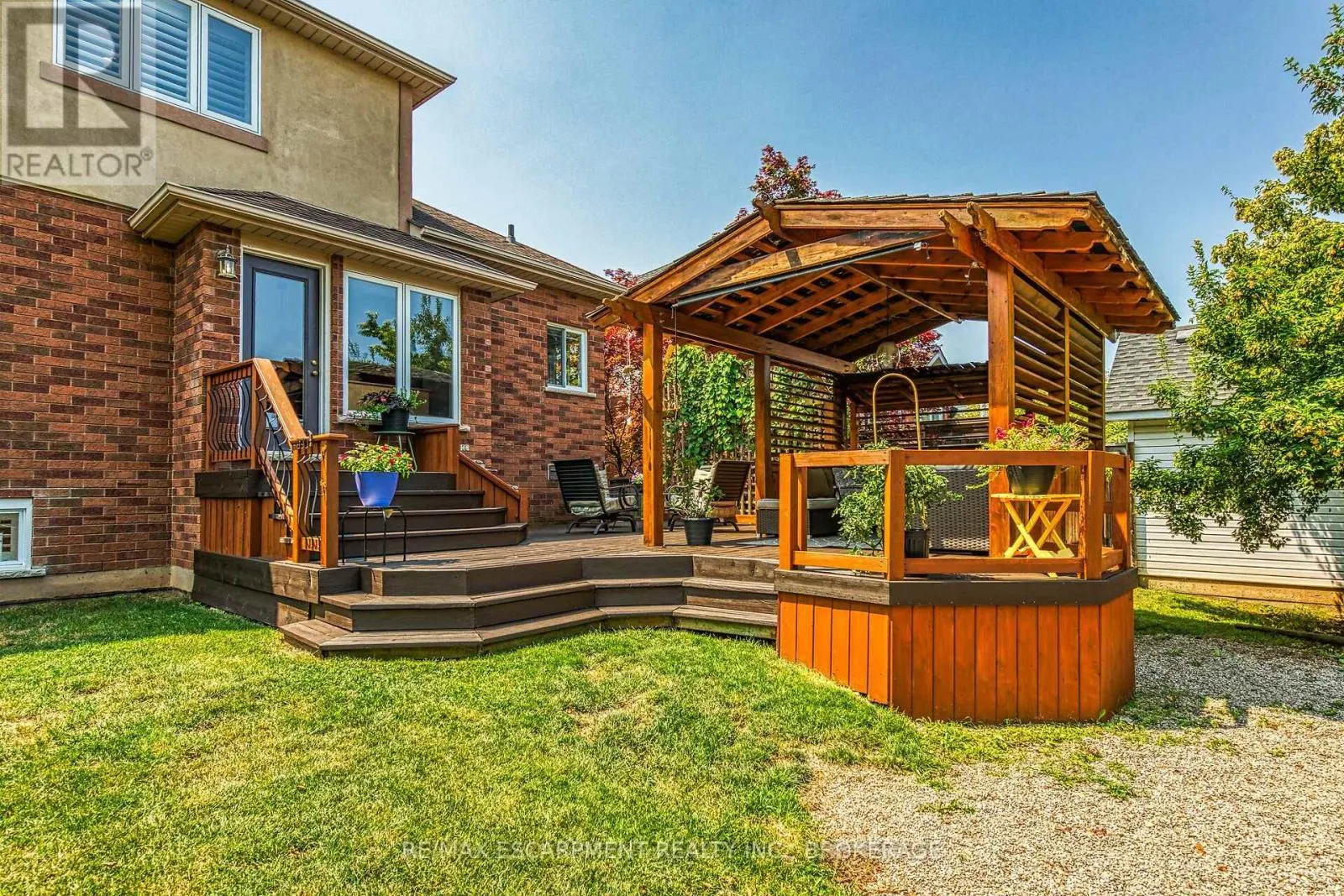 119 DORCHESTER DRIVE