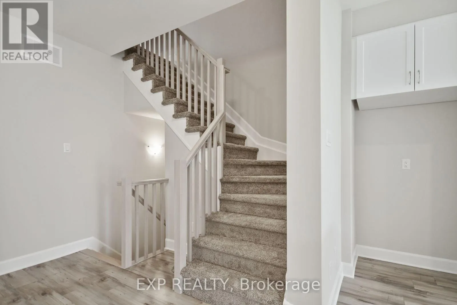 21 CUMMINGS AVENUE