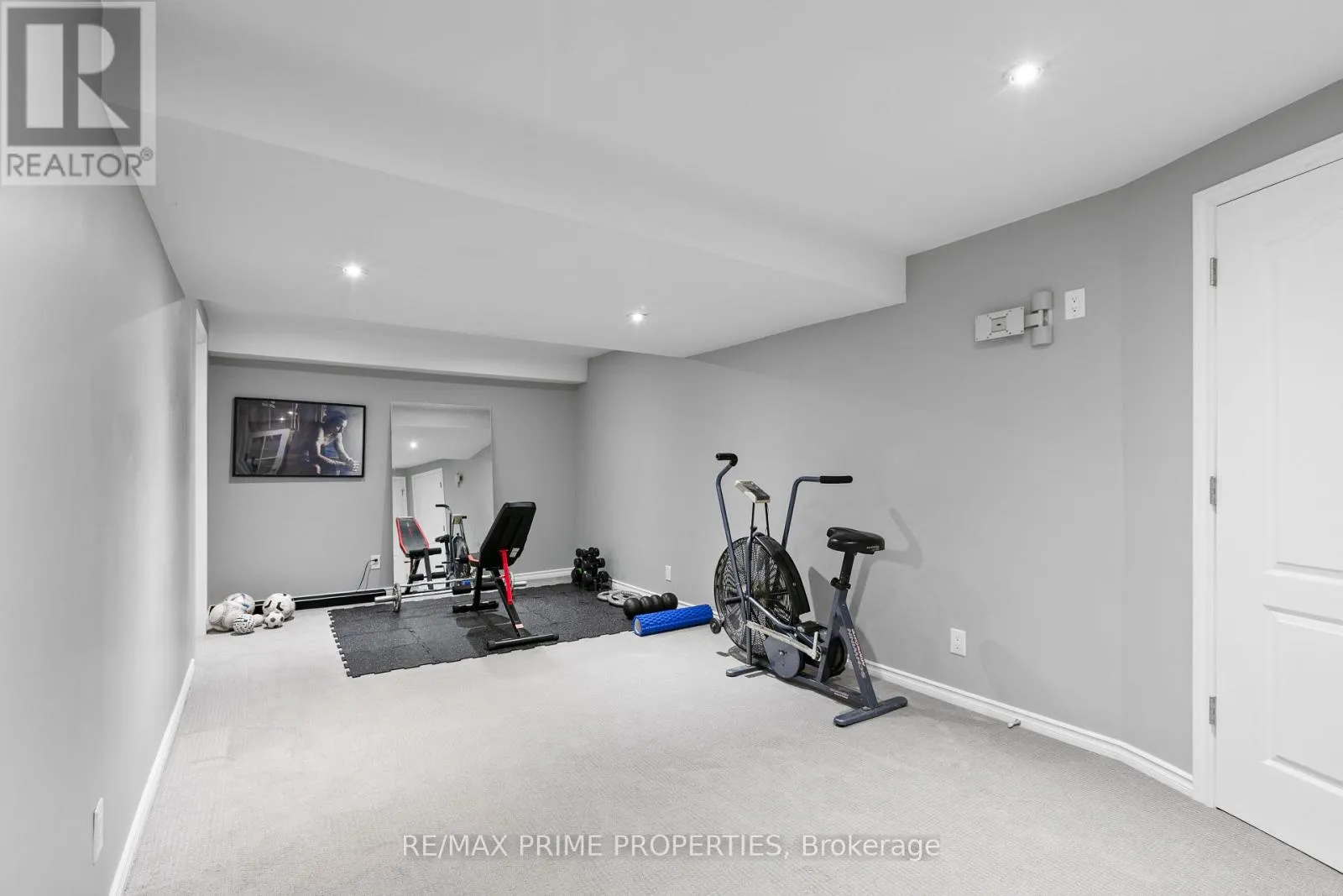 526 GOLDEN SEDGE WAY