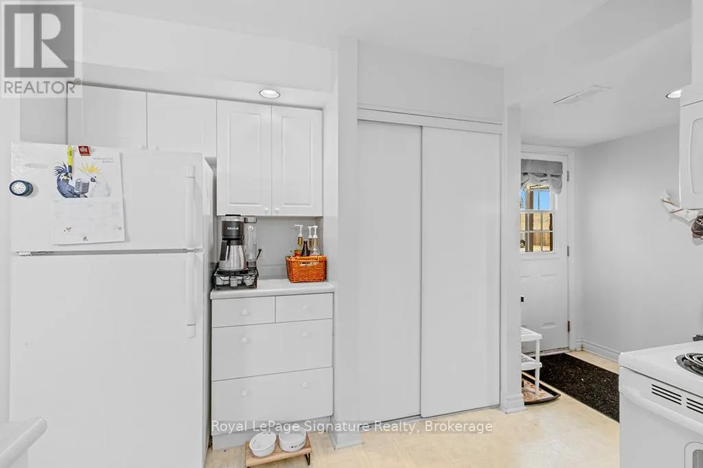 106 - 1550 12TH AVENUE E, #106