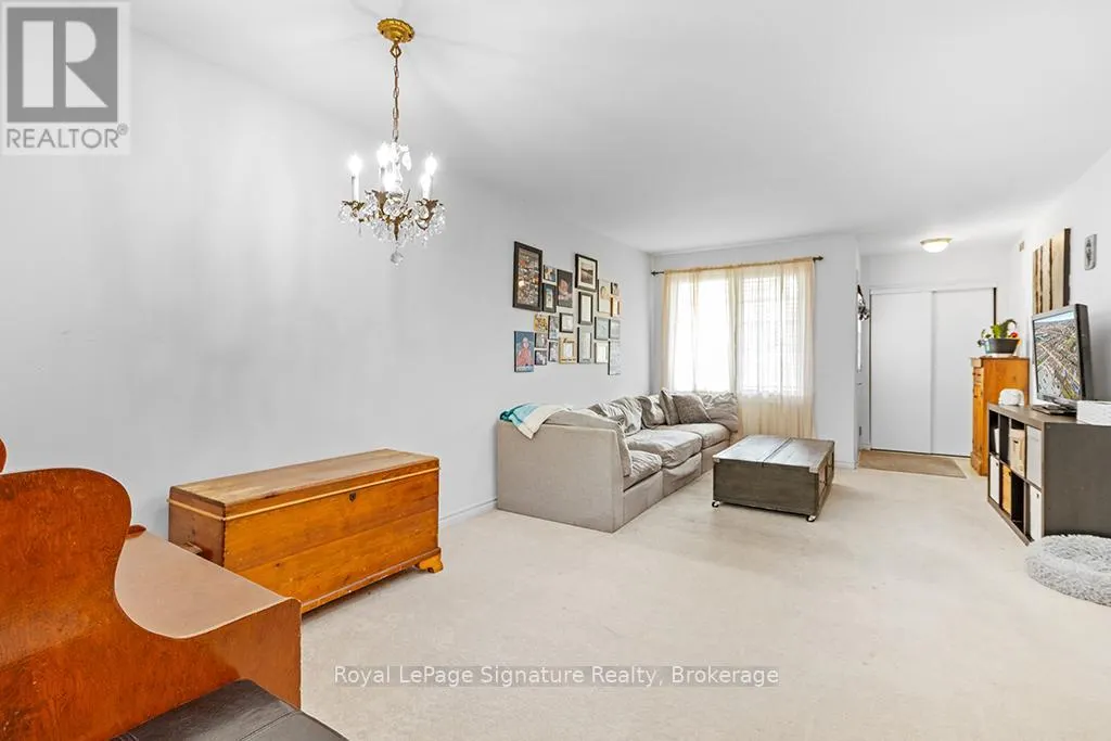 106 - 1550 12TH AVENUE E, #106