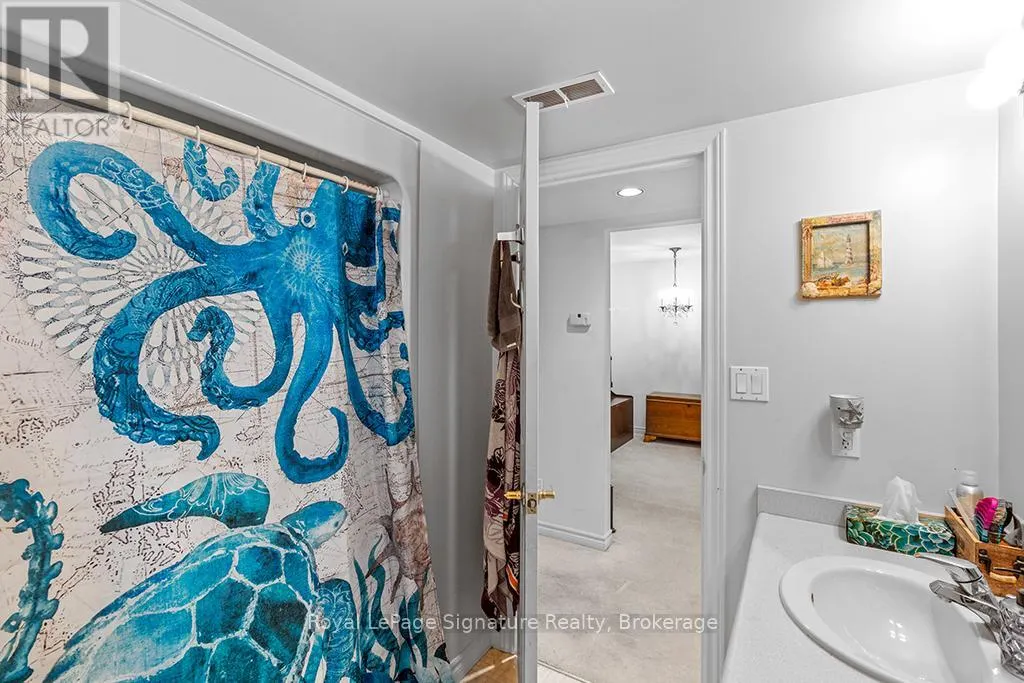 106 - 1550 12TH AVENUE E, #106