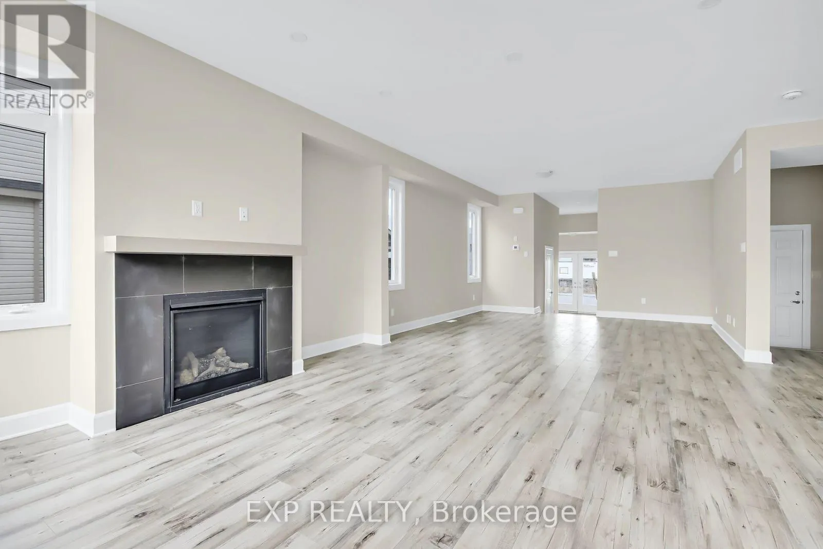 163 HOOPER STREET