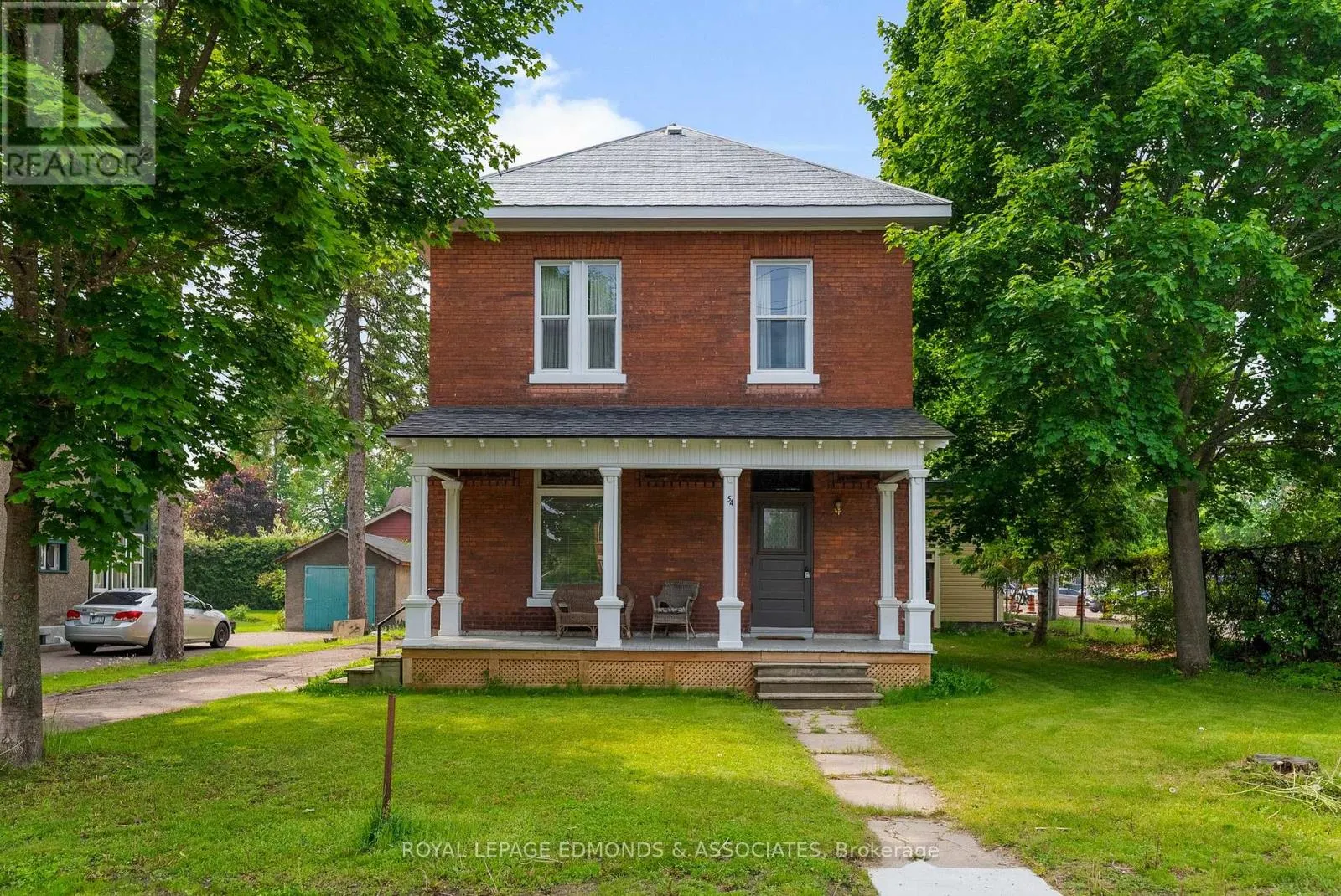 54 ISABELLA STREET