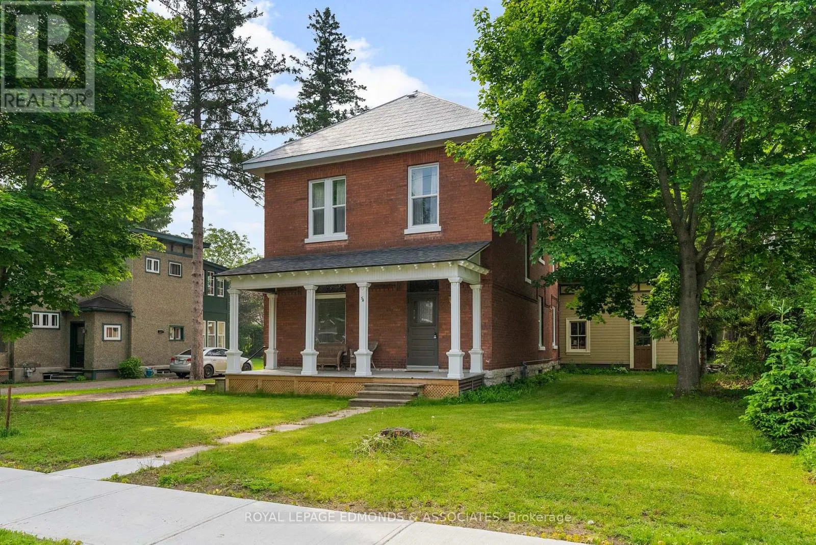 54 ISABELLA STREET
