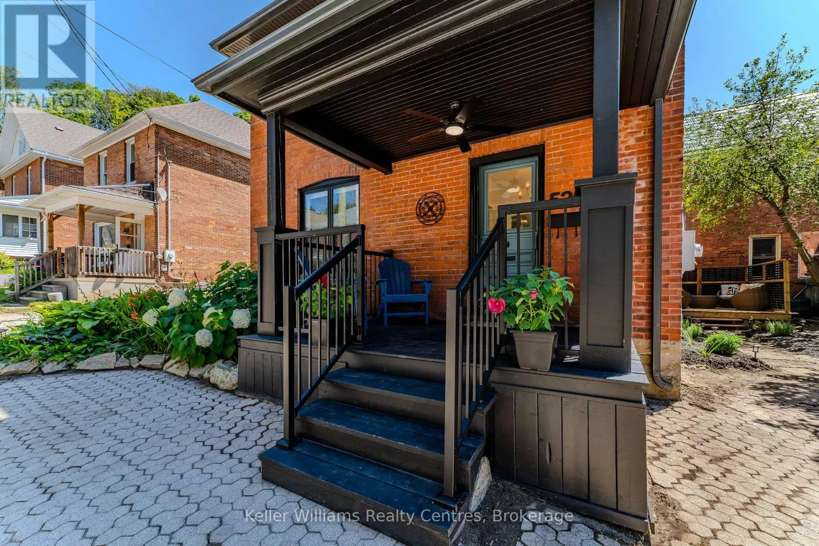 525 8TH ST A E