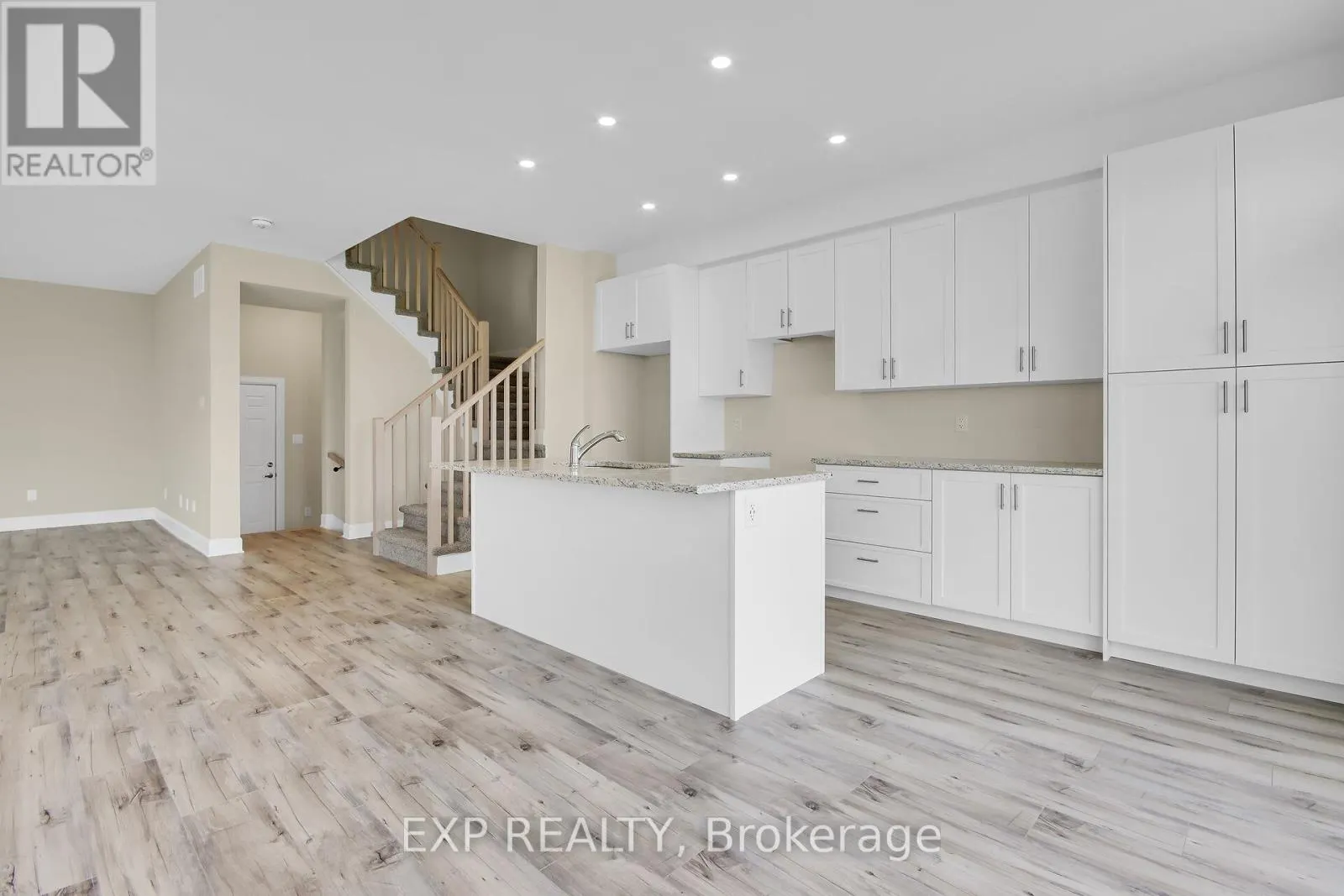 23 REYNOLDS AVENUE