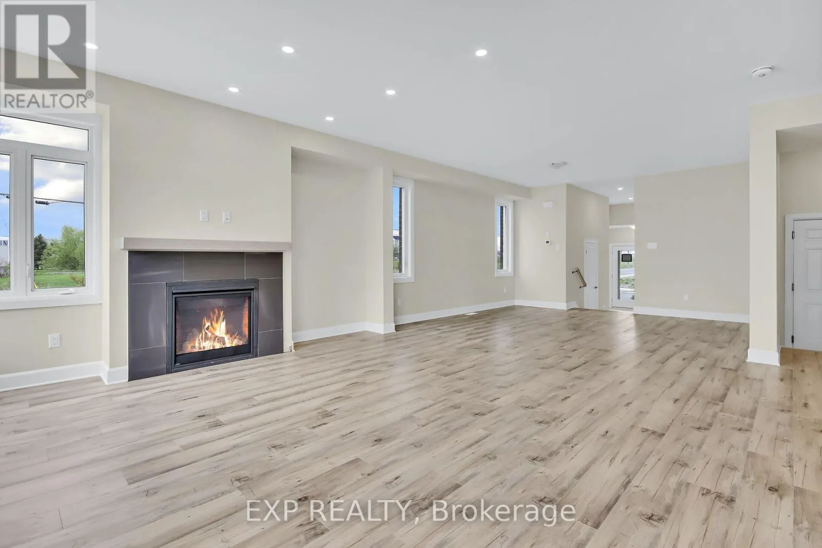 23 REYNOLDS AVENUE