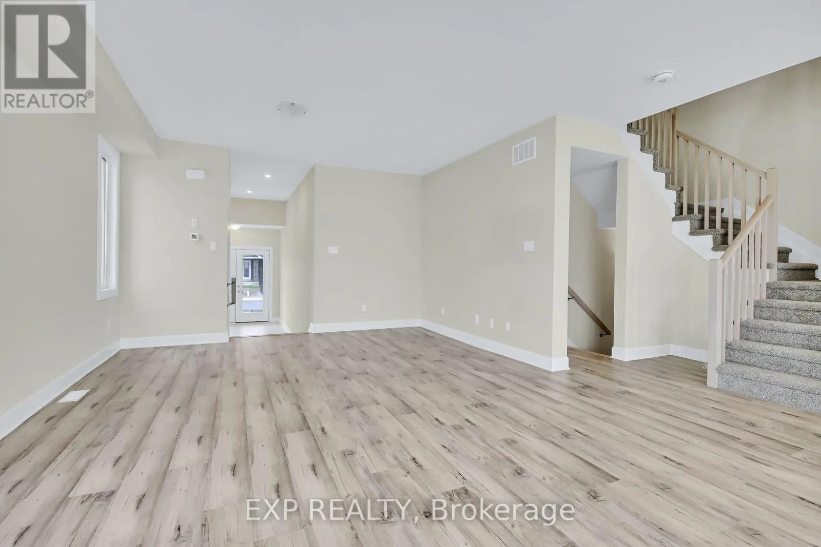 23 REYNOLDS AVENUE