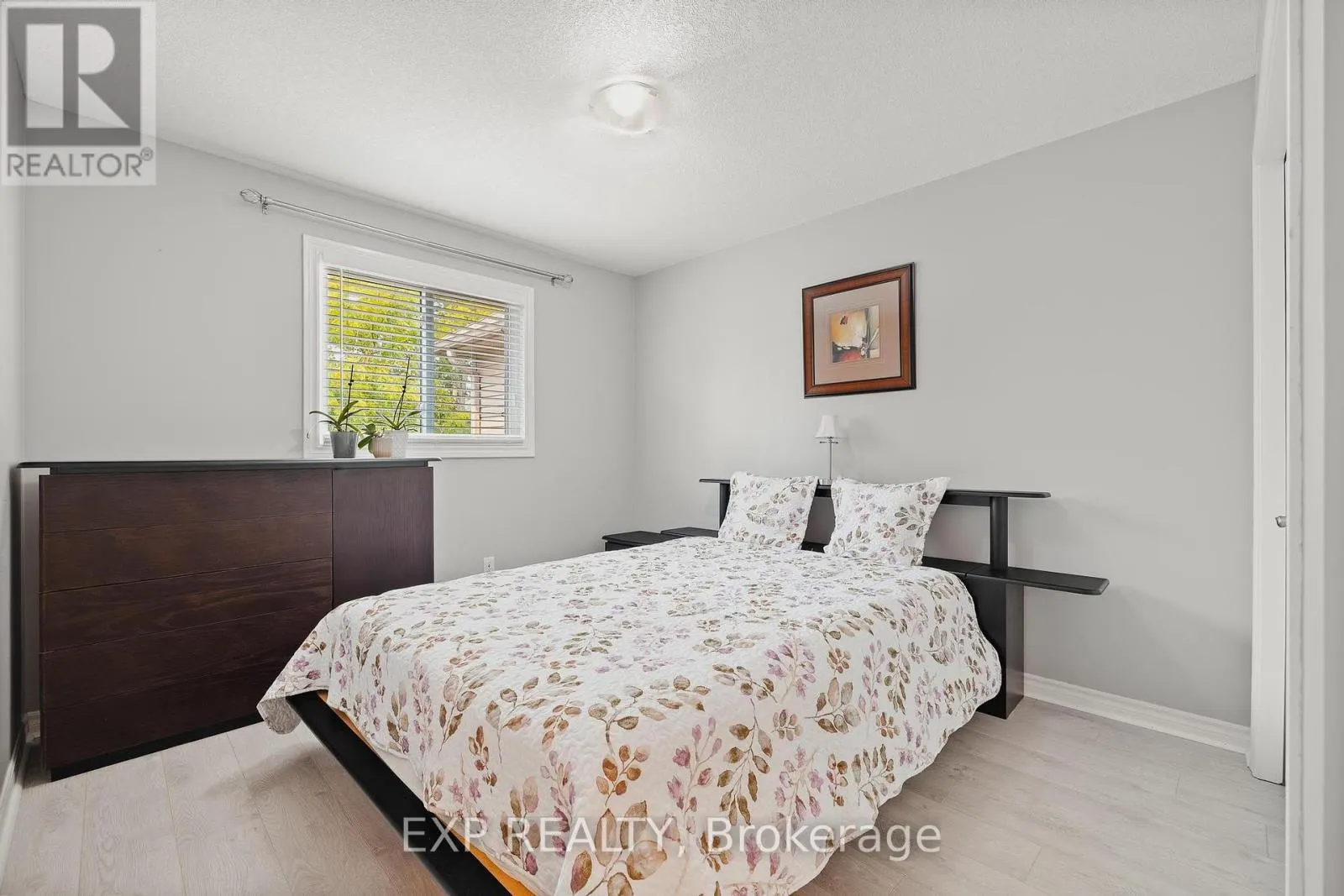 11 - 555 CHABLIS DRIVE