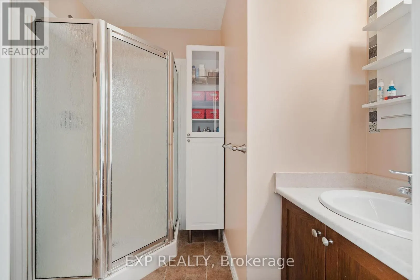 11 - 555 CHABLIS DRIVE