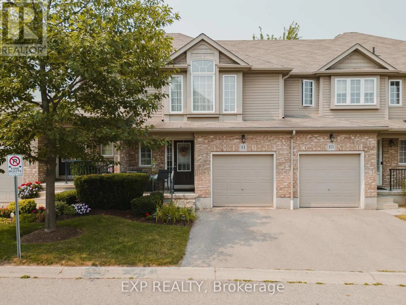 11 - 555 CHABLIS DRIVE