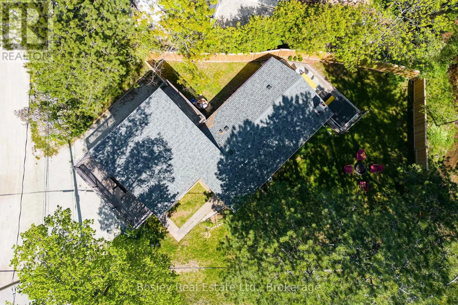 102 HELEN STREET